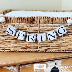 SPRING Garland